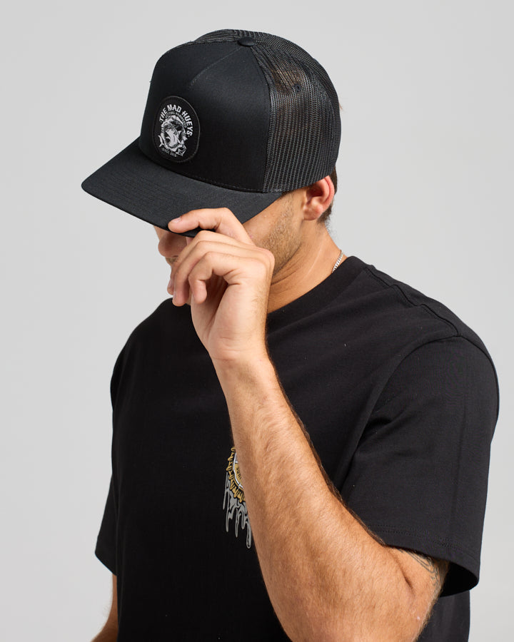 GETTING HAMMERED | TWILL TRUCKER - BLACK