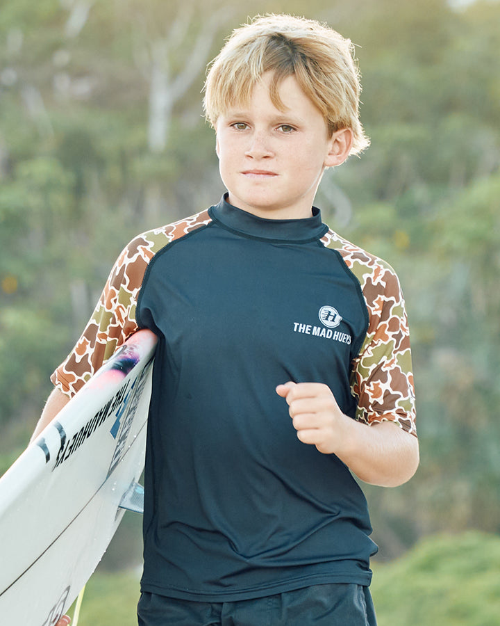 HUEYS CAMO | YOUTH RAGLAN SS RASHIE - WALNUT