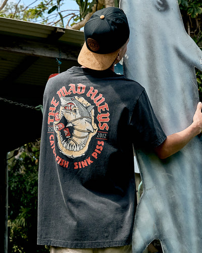 SHARK TINS | SS TEE - WASHED BLACK