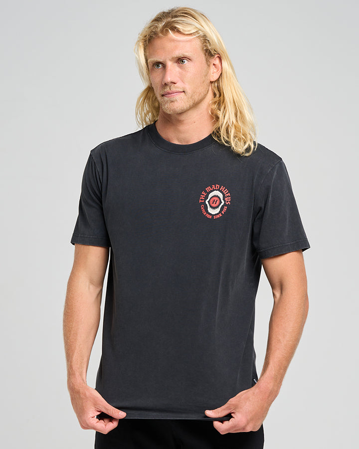 SHARK TINS | SS TEE - WASHED BLACK