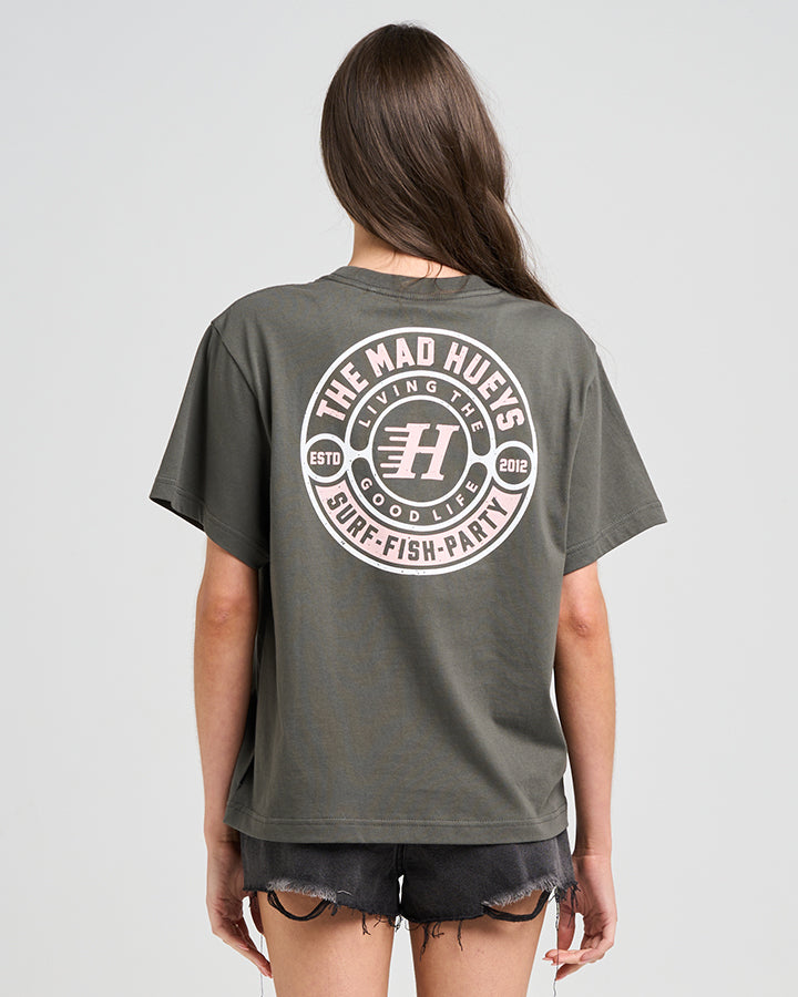 HUEYS GOOD LIFE | WOMENS SS TEE - CHARCOAL