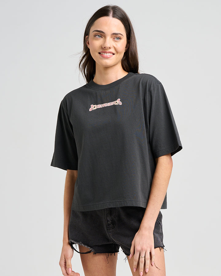 MAKE NO BONES | WOMENS BOXY TEE - VINTAGE BLACK