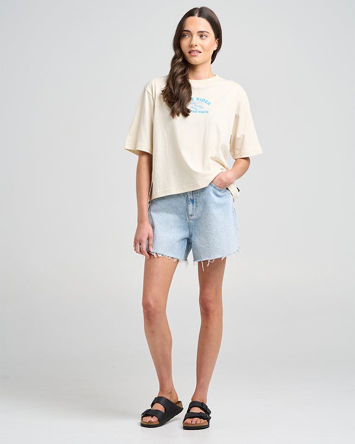 WAVE RIDER | WOMENS BOXY TEE - STONE