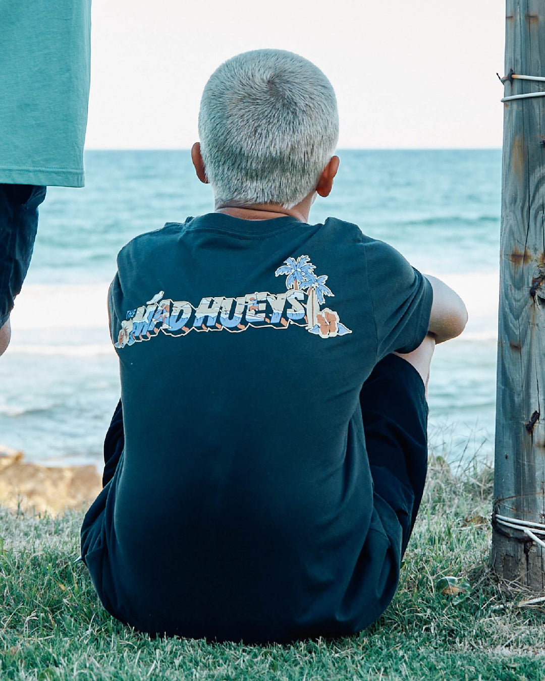 SURFING HUEYS | YOUTH SS TEE - VINTAGE BLACK