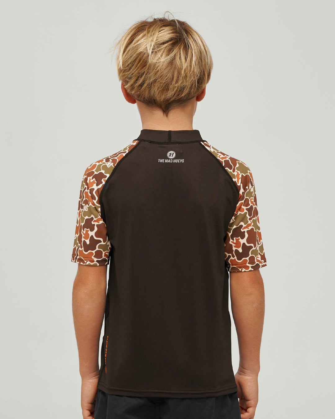 HUEYS CAMO | YOUTH RAGLAN SS RASHIE - WALNUT
