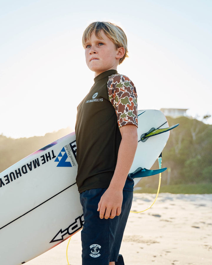 HUEYS CAMO | YOUTH RAGLAN SS RASHIE - WALNUT