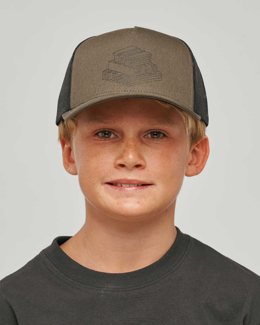 HUEYS LETTER | YOUTH TWILL TRUCKER - OLIVE