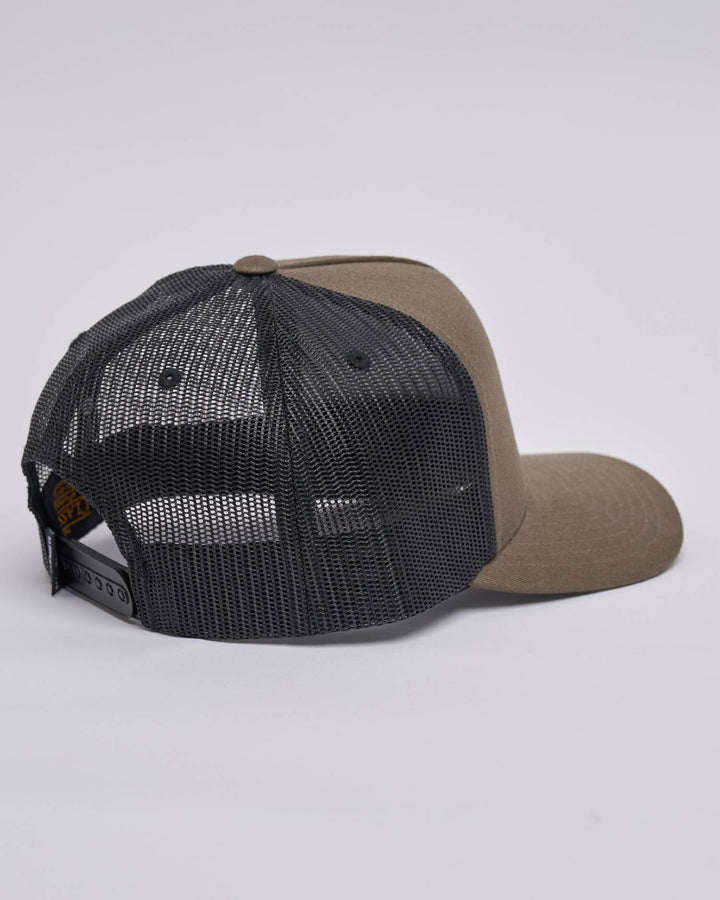 HUEYS LETTER | YOUTH TWILL TRUCKER - OLIVE