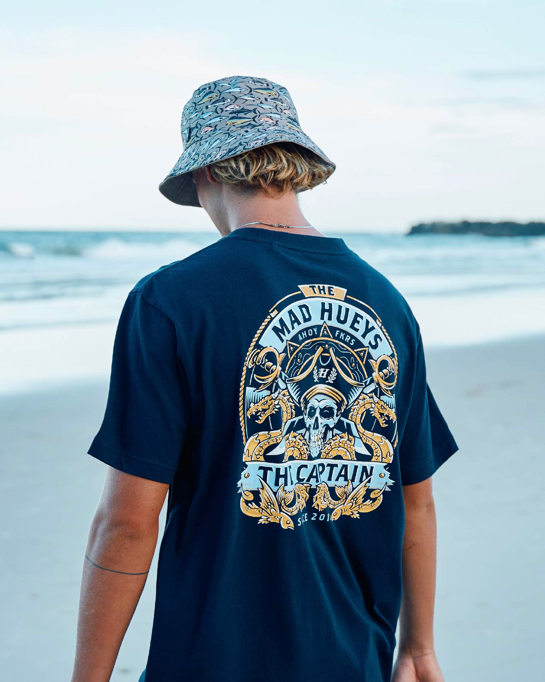 DRAGON CAPTAIN | SS TEE - NAVY