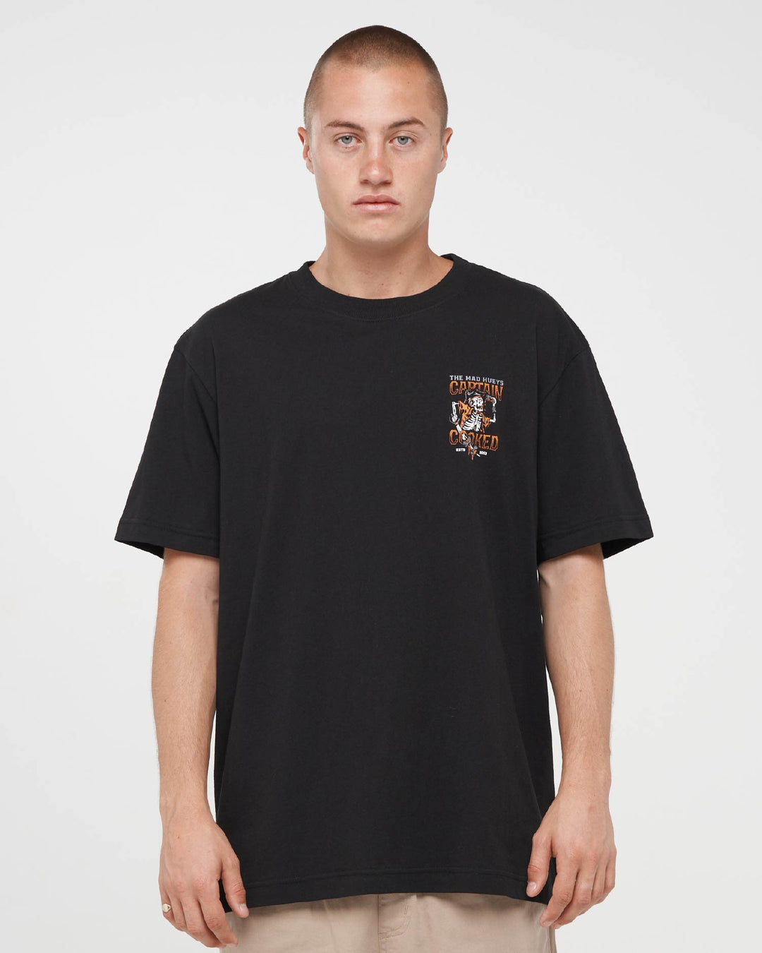 PLANK CAPTAIN COOKED | SS TEE - BLACK