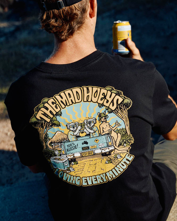 LOVING EVERY UTE | SS TEE - BLACK