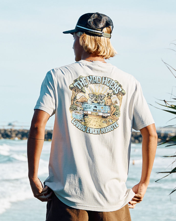 LOVING EVERY UTE | SS TEE - SMOKE WASHED