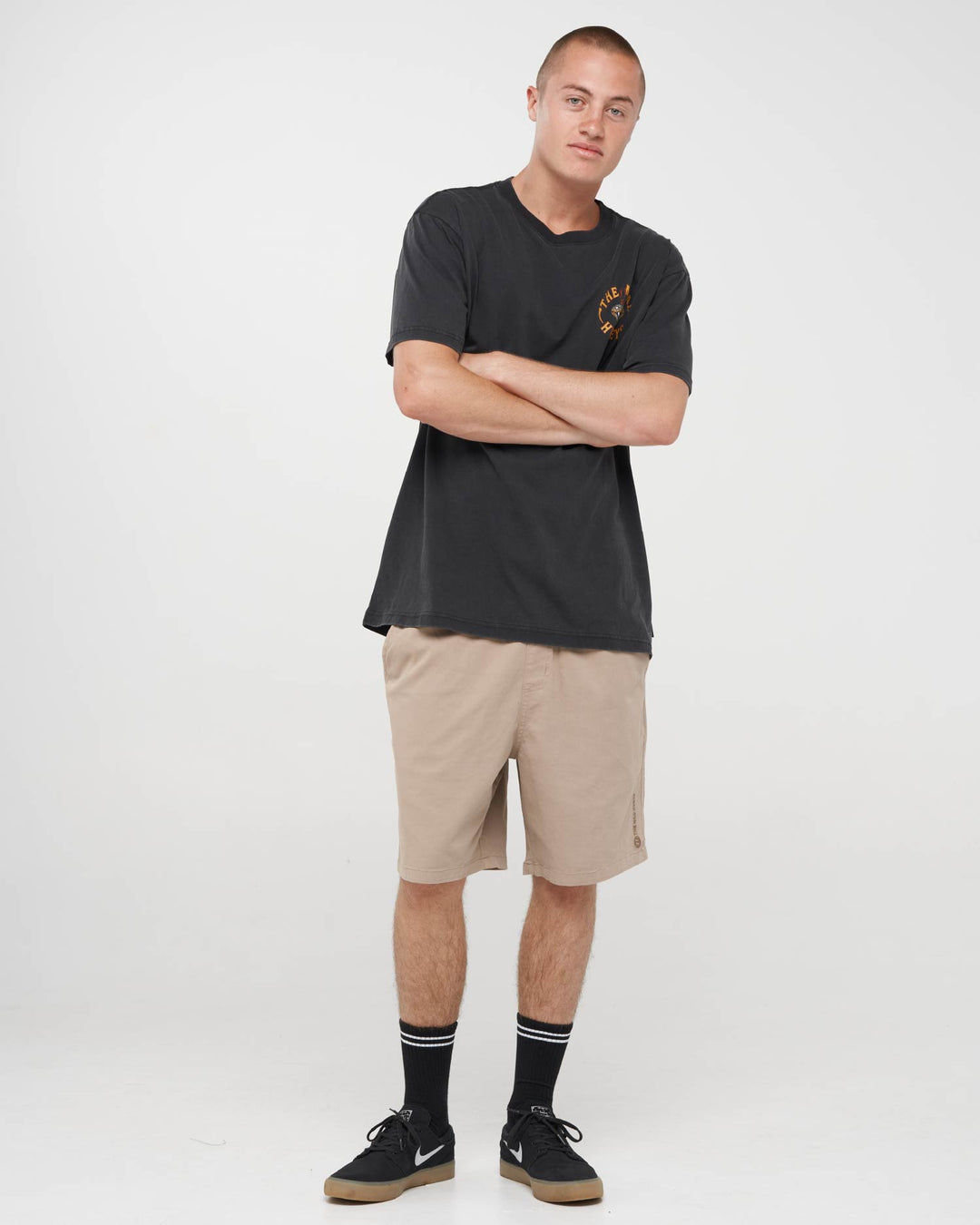 FANGING KEG | SS TEE - WASHED BLACK