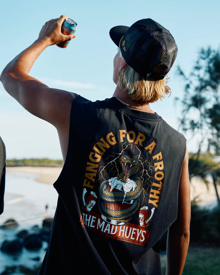 FANGING KEG | MUSCLE - WASHED BLACK