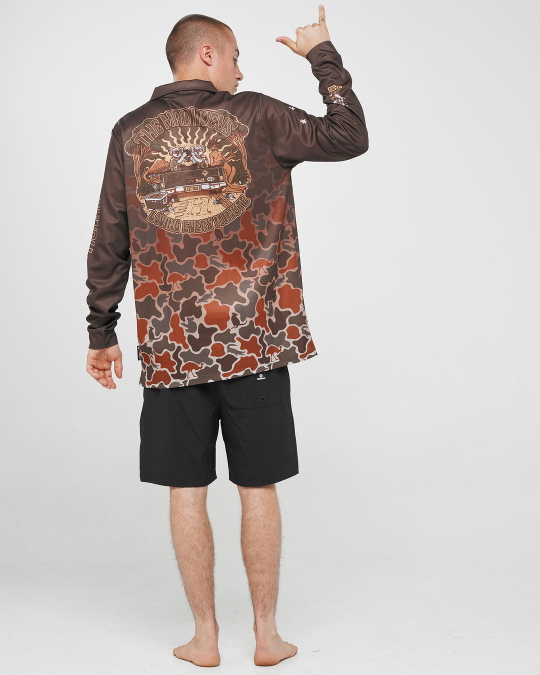 The Mad Hueys Loving Every Ute UPF 50+ Fishing Jersey in Walnut, alternate view 5