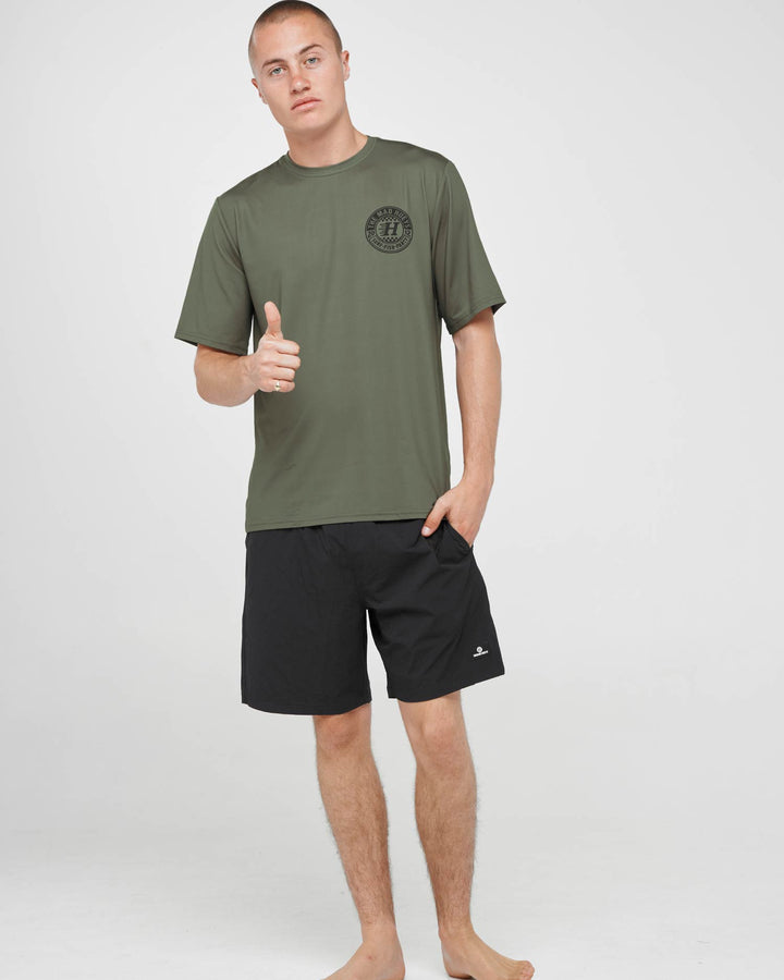 CHECKER HUEYS | RELAXED SS RASHIE - OLIVE