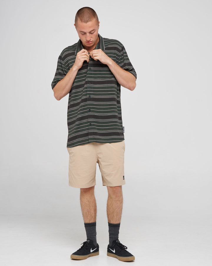 PARALLEL STRIPE HUEYS | SS WOVEN SHIRT - PINE GREEN