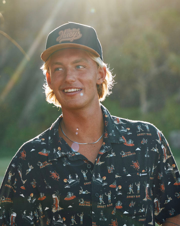 The Mad Hueys Shoey Bar SS Woven Shirt in Vintage Black, alternate view 2
