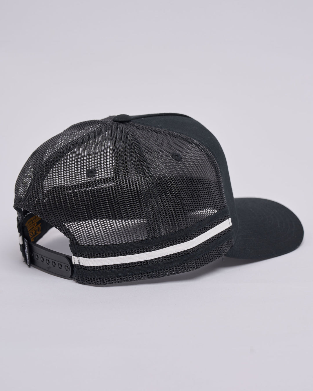 CHECKER HUEYS | TWILL TRUCKER - BLACK