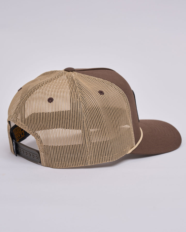 HUEYS LETTER | TWILL TRUCKER - WALNUT