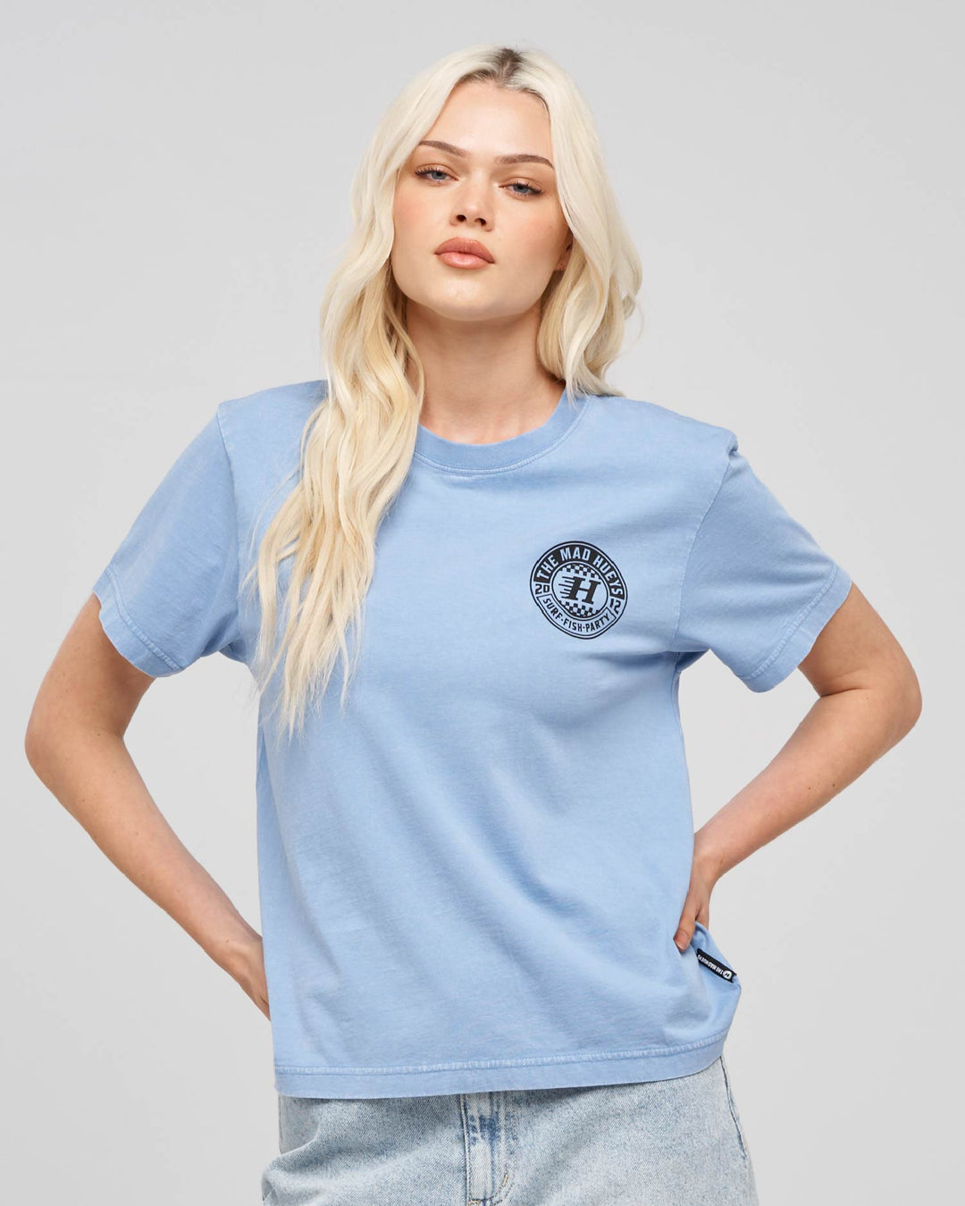 CHECKER HUEYS | WOMENS SS TEE - CORNFLOWER BLUE WASHED