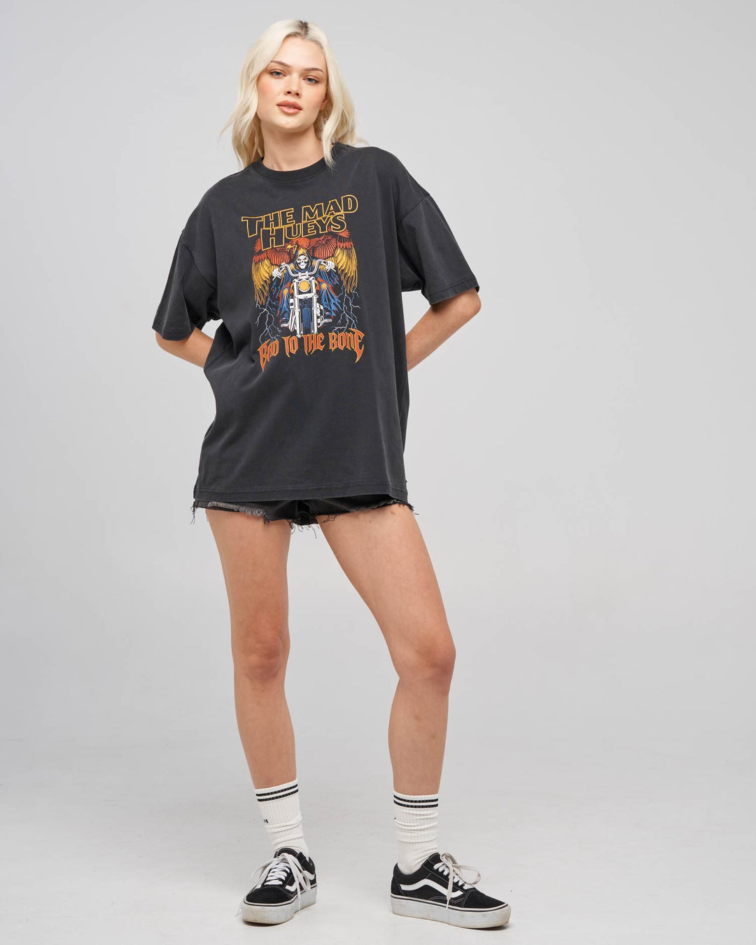 BAD TO THE BONE | WOMENS OVERSIZED TEE - WASHED BLACK