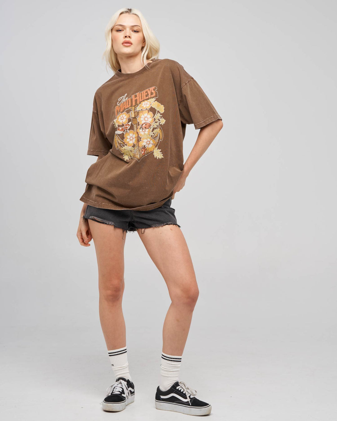 ANCHOR LADYBUG | WOMENS OVERSIZED TEE - WALNUT WASHED