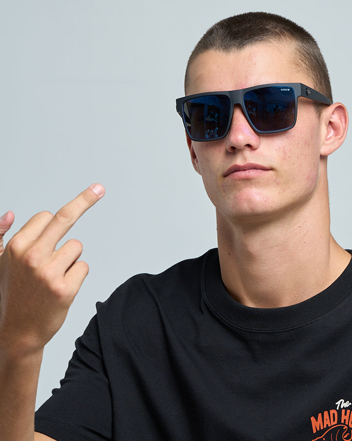 OFFSHORE | BLUE MIRROR POLARISED SUNGLASSES - MATTE BLACK