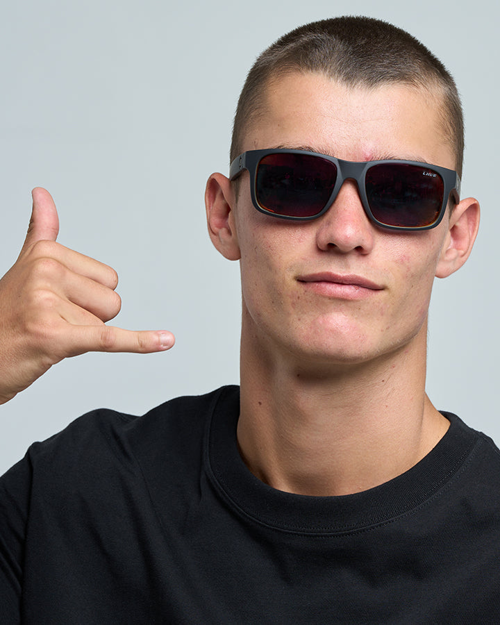 MARLIN | RED MIRROR POLARISED FLOAT SUNGLASSES - MATT BLACK