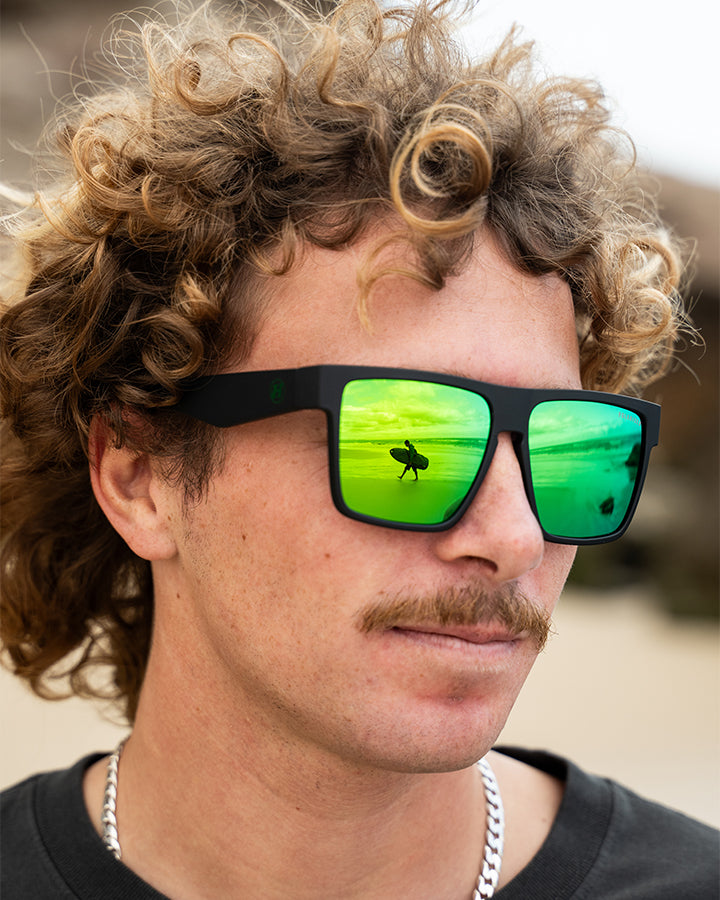 X PULSE | GREEN MIRROR POLARISED SUNGLASSES - MATTE BLACK
