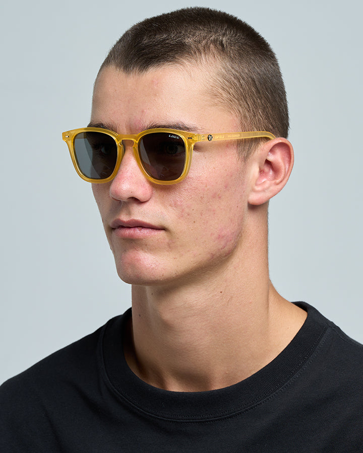 DEL RAY | POLARISED SUNGLASSES - CHAMPAGNE
