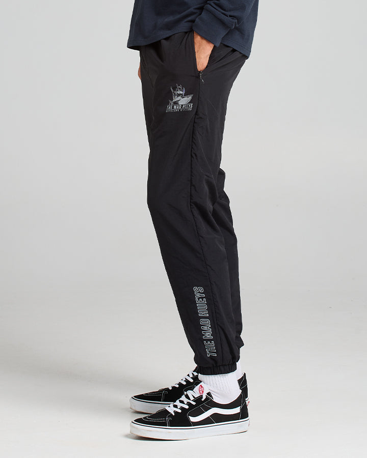 ON THE BOAT | TRACKPANT - BLACK