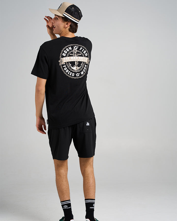 BORN TO FISH | SS TEE - BLACK