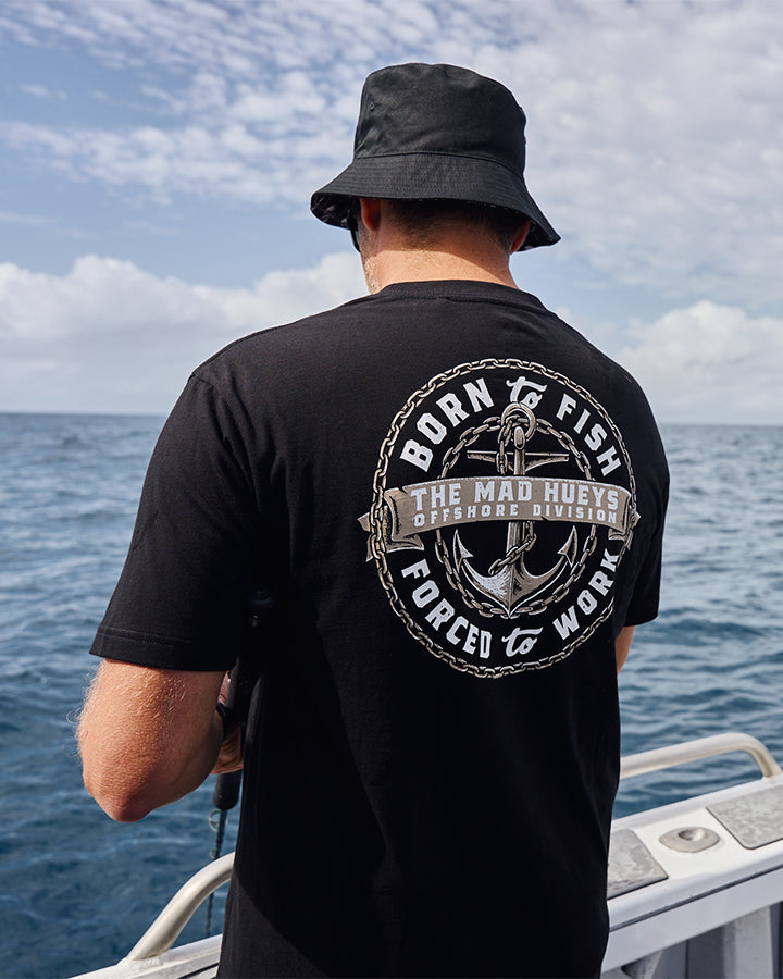 BORN TO FISH | SS TEE - BLACK