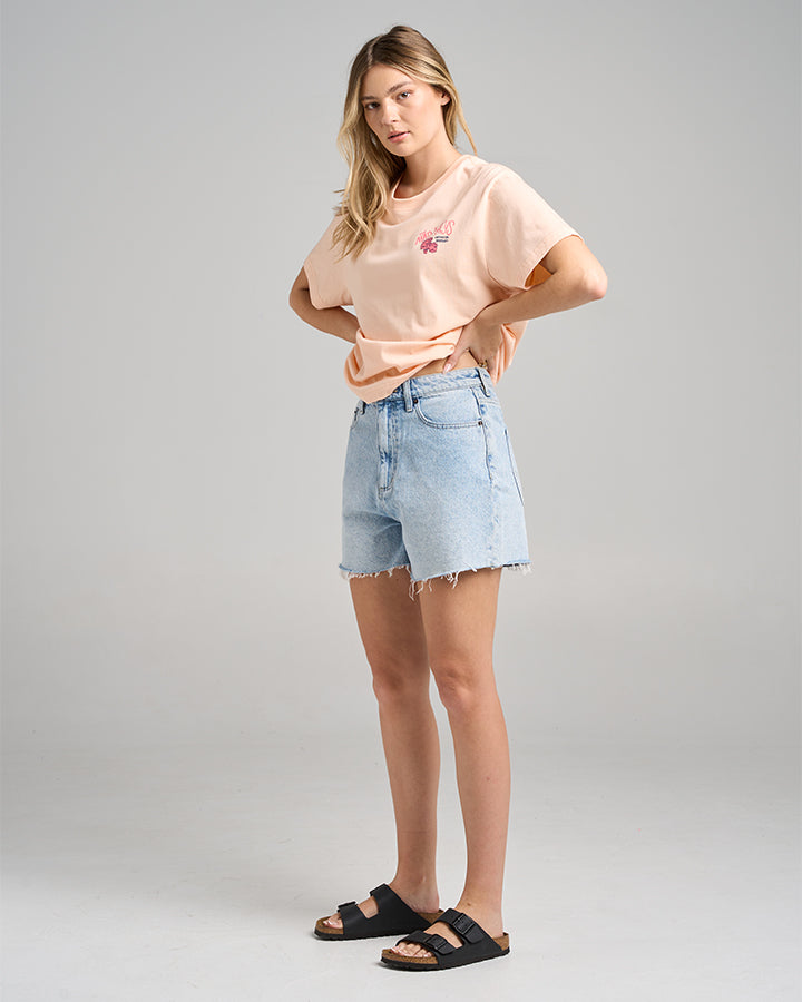 ANEMONES CLOSE | WOMENS SS TEE - APRICOT