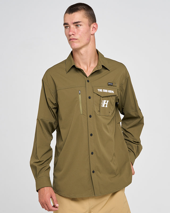 JIGGIN OFF THE BOTTOM | UPF 50+ FISHING SHIRT - KHAKI – The Mad Hueys