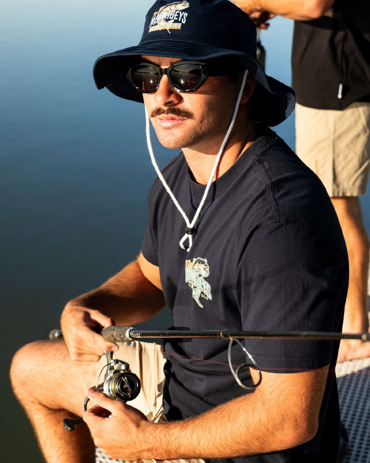 DOWN TO FISH | SS TEE - NAVY