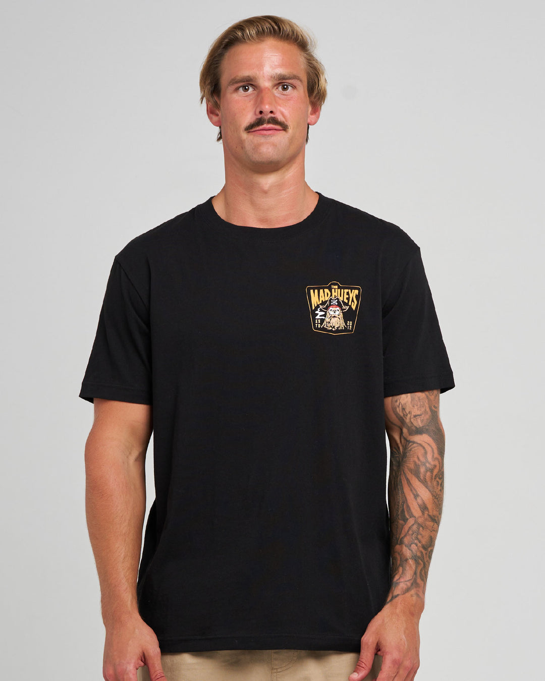 PLUNDERING BOOTY | SS TEE - BLACK