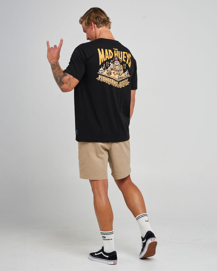 PLUNDERING BOOTY | SS TEE - BLACK