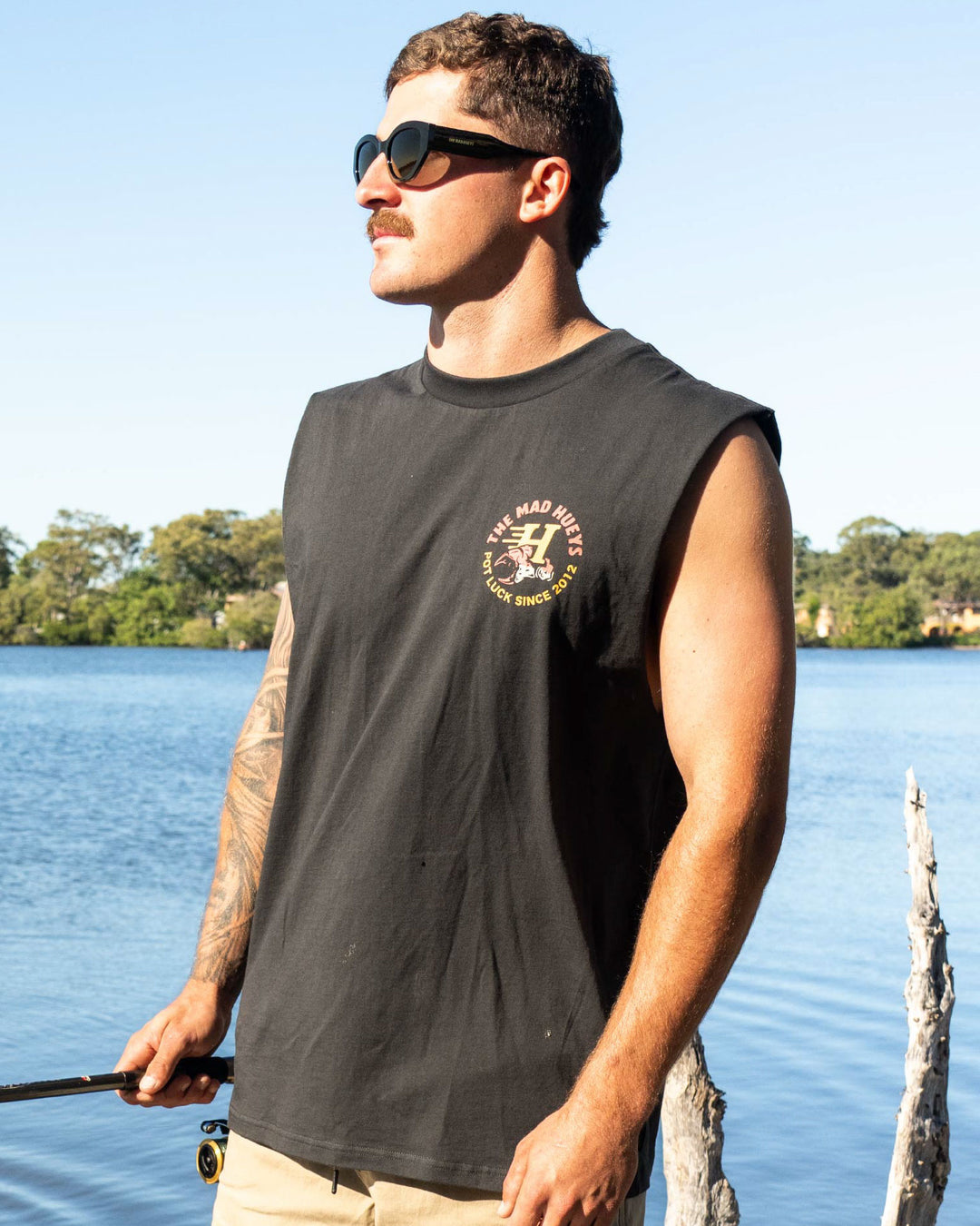 POT LUCK | MUSCLE - VINTAGE BLACK