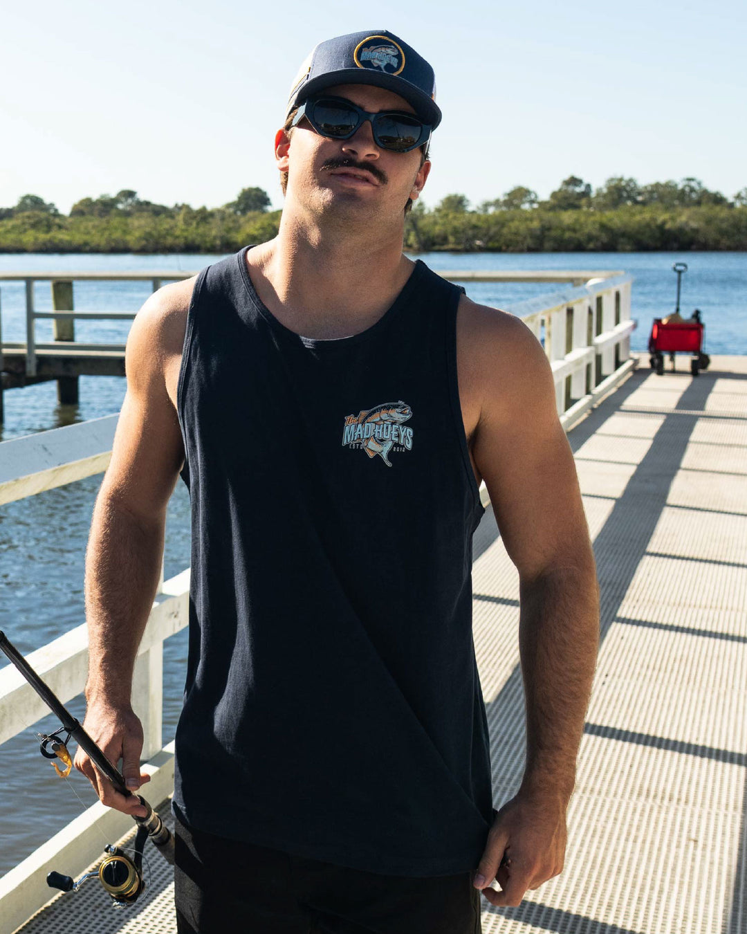 DOWN TO FISH | TANK - NAVY