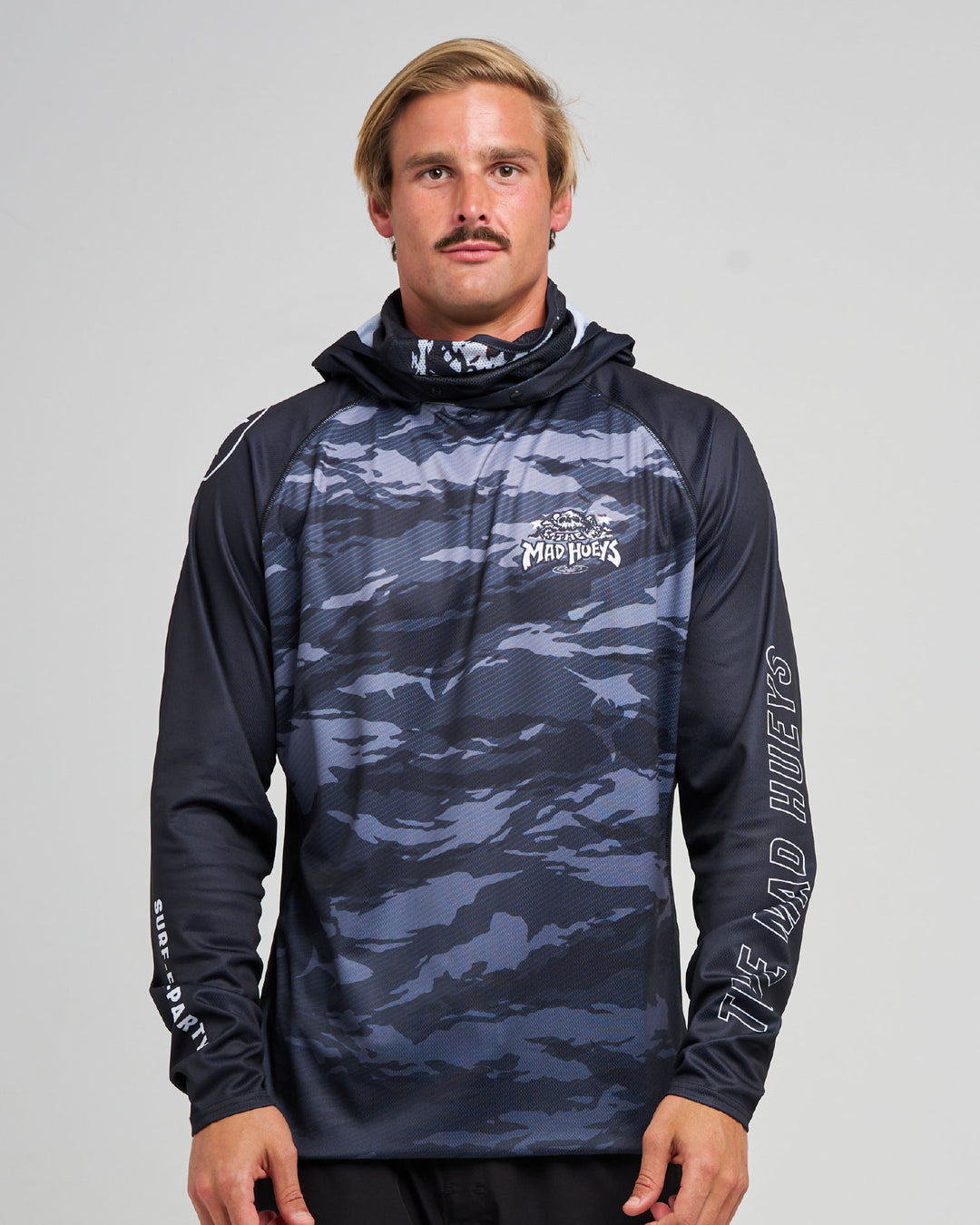 SKULL PARADISE JUNGLE | UPF 50+ HOODED MASK FISHING JERSEY - BLACK