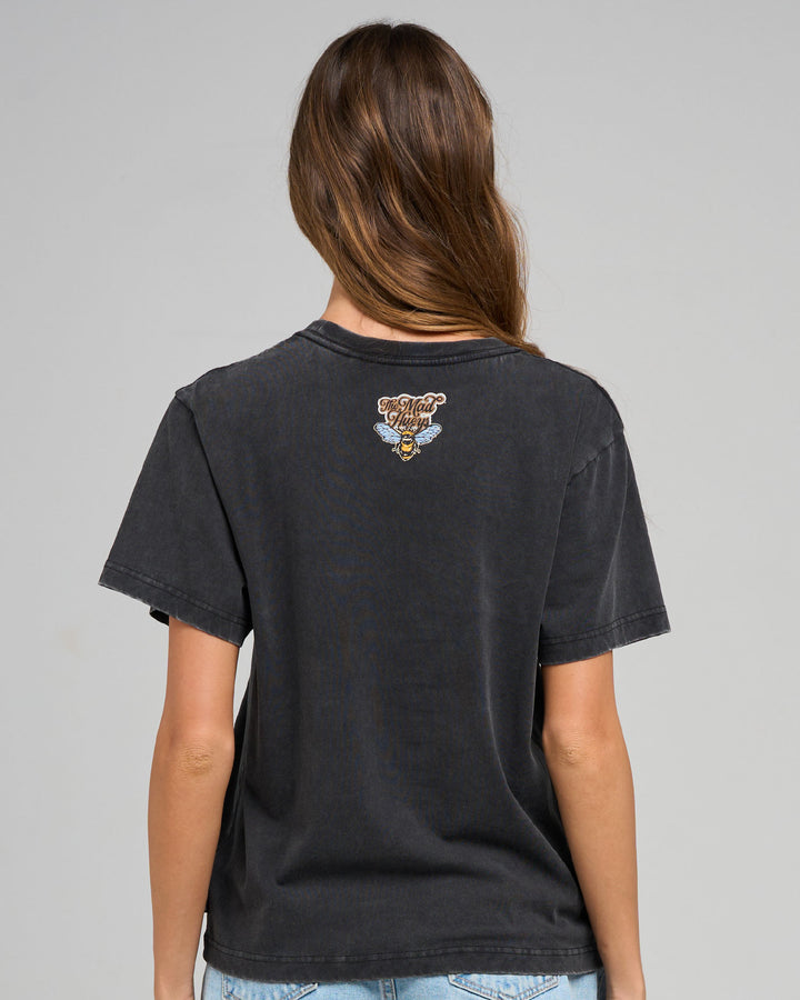 MARIGOLD ANCHOR | WOMENS SS TEE - WASHED BLACK