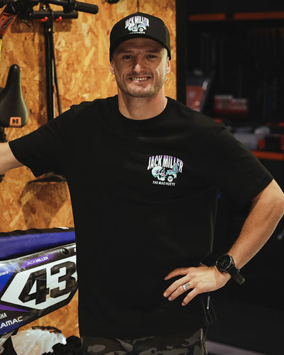 THRILLER MILLER | TRACKSIDE SET